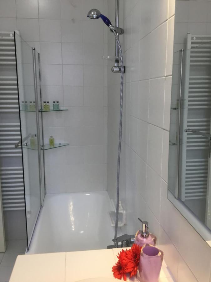 Comolakehome A Due Passi Dal Lago Dervio Exterior photo